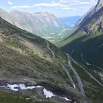 Alpstuga Heinåli Hytta