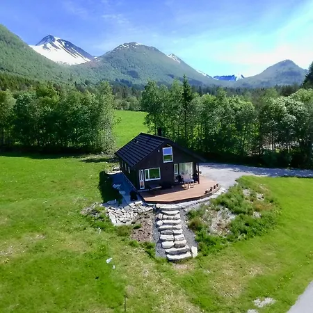 Heinåli Hytta Alpstuga *