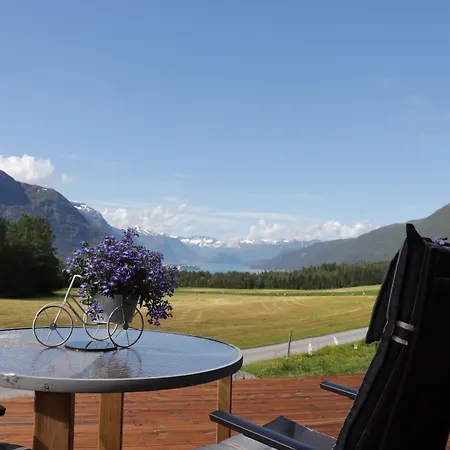 シャレー Heinali Hytta Isfjorden