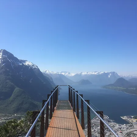 בקתה Heinali Hytta *