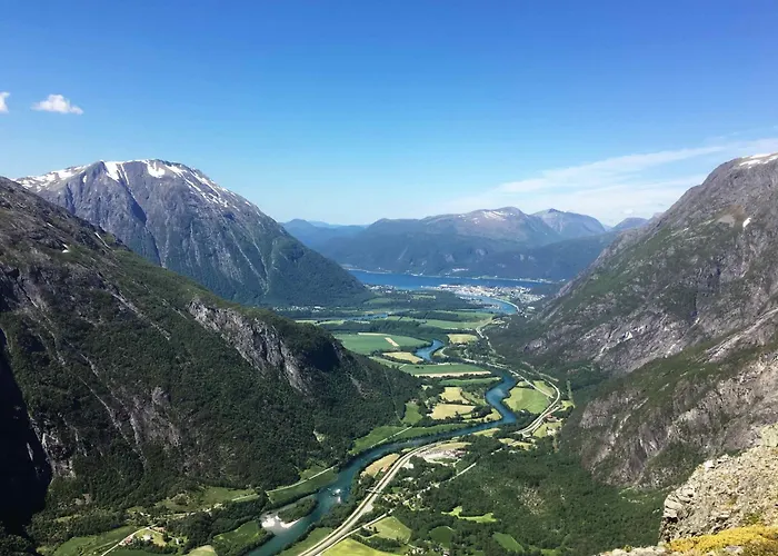 木屋 Heinali Hytta Isfjorden