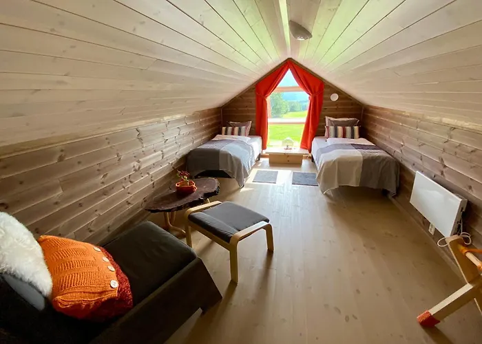 木屋 Heinali Hytta Isfjorden