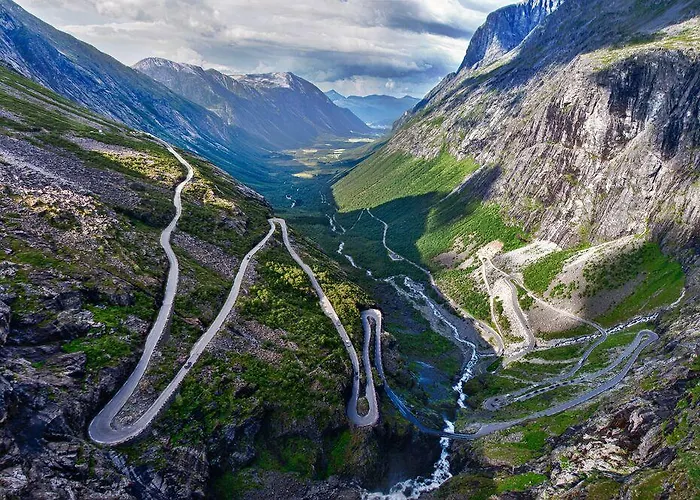 Heinali Hytta * Isfjorden
