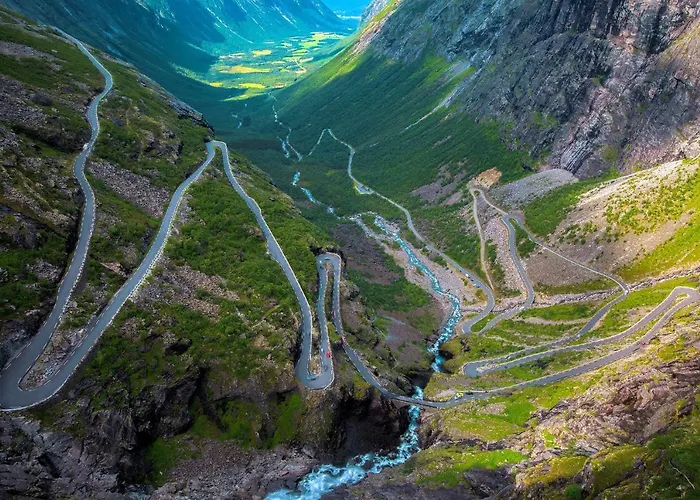Heinali Hytta * Isfjorden