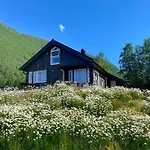 Chalet Heinali Hytta